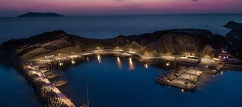 レイキラグジュアリーアパートメント