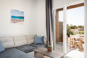 TV - Reiki Luxury Apartment (Kerkira)