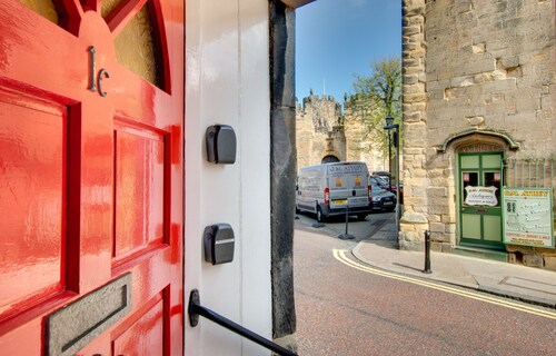 Barbican View, Visit England 4 * Gold ylellinen huoneisto vastapäätä Alnwickin linnaa