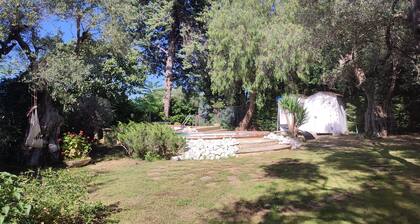 Small country villa with private pool and garden