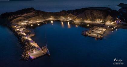 Reiki Luxury Apartment