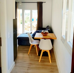 Dining - Reiki Luxury Apartment (Kerkira)