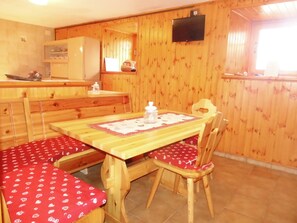 Dining - Apartment collected and quiet in the quiet village of Bellecombe (Châtillon)