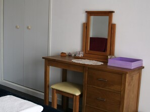 3 Schlafzimmer, Bügeleisen/Bügelbrett, kostenloses WLAN, Bettwäsche