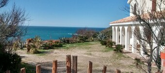 Sardinia, Torre Dei Corsari: Panoramic apartment in villa