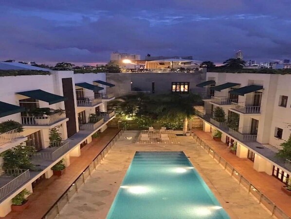 Pool