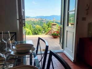 Dining - Casa Roc,  Private Pool, & Arguably Best View In Barga! WIFI. Walk to rest/bar (Barga)