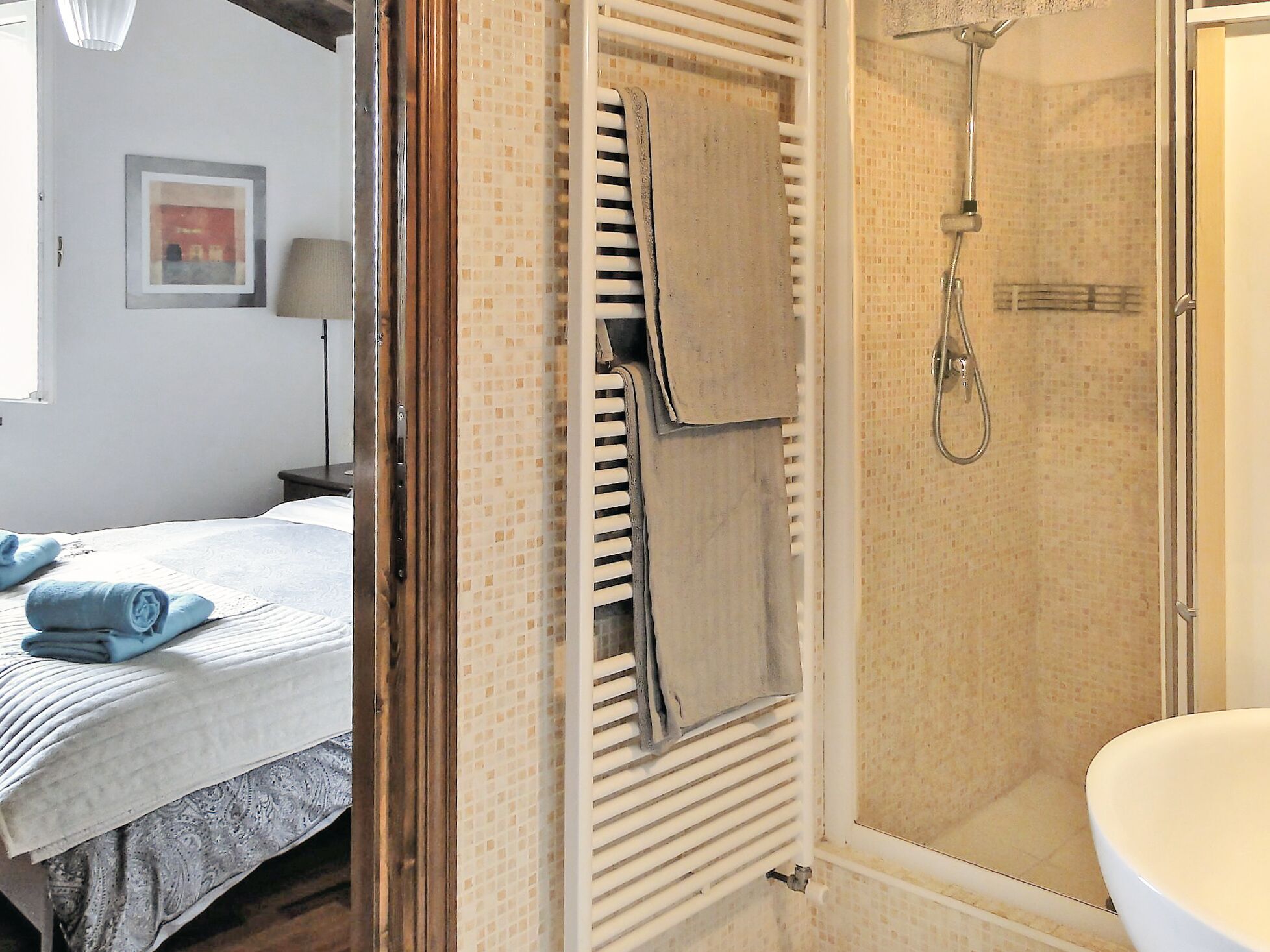 Vasca, asciugacapelli, bidet, asciugamani