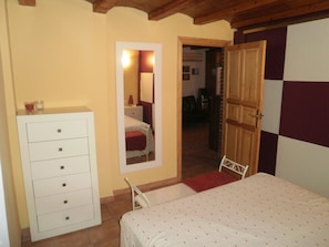 1 bedroom, iron/ironing board, travel cot, bed sheets