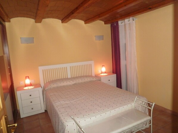 1 bedroom, iron/ironing board, travel cot, bed sheets