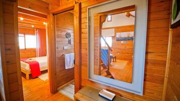 2 dormitorios, tabla de planchar con plancha, wifi y ropa de cama