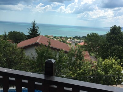 5 Star Luxury Villa - Large Private Pool - Spacious Rooms - Panoramic Sea Views