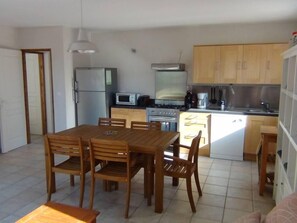 Fridge, microwave, oven, stovetop - House / Villa - Bonifacio (Bonifacio)