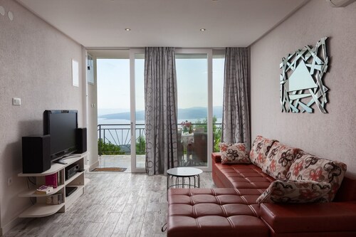 Villa Beloved near Baska voda, private pool