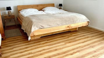 3 Schlafzimmer, Bügeleisen/Bügelbrett, kostenloses WLAN, Bettwäsche