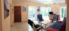 TV, DVD player, stereo