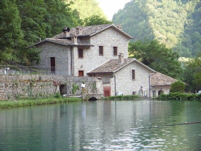 Umbria, Spoleto - country estate with pool up to 15 people in panoramic position