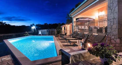 Discover the tranquillity of the secluded Villa Flora
