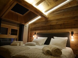 2 chambres, fer et planche Ă repasser, Wi-Fi gratuit, draps fournis