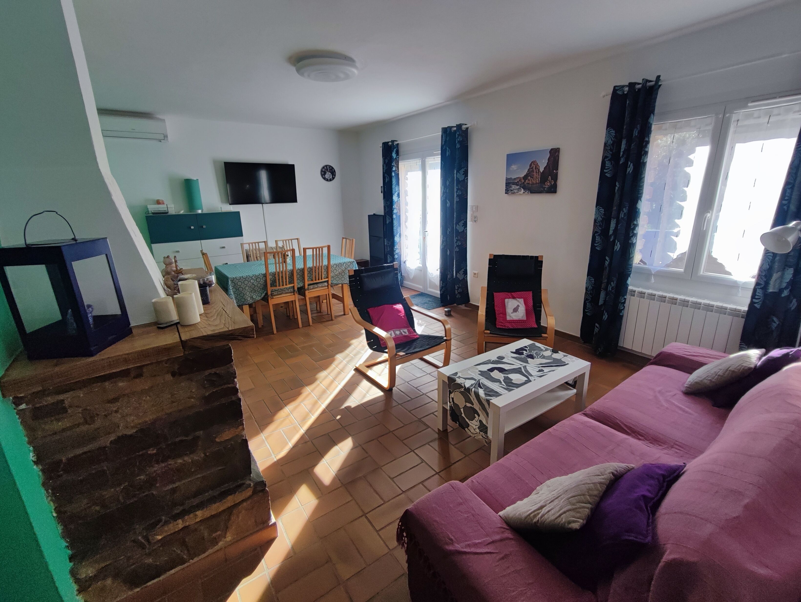 智能電視、遊戲機、DVD 播放機、書籍