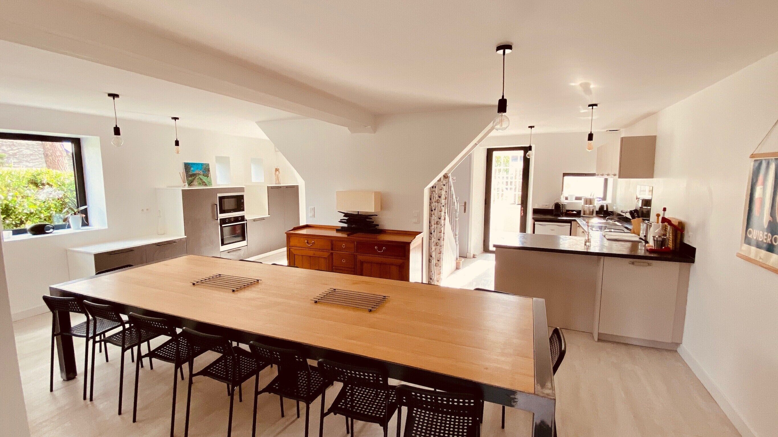 Charming fully renovated sea view house of 220 m²