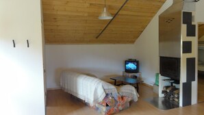 2 室のベッドルーム、WiFi