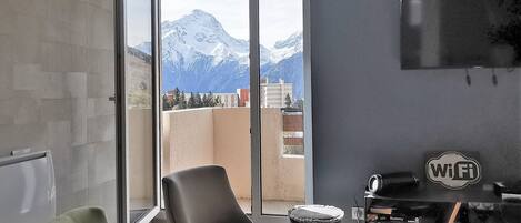 TV, DVD player, stereo