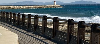 Bellissimo Studio + Giardino - Tranquilla Resid di fronte al castello - 2 minuti dal centro e dal mare