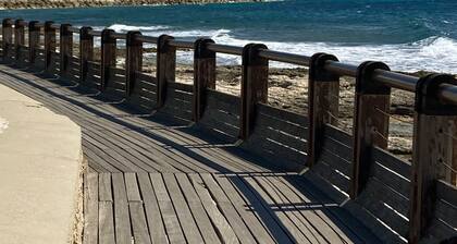 Studio avec jardin proche du port et centre