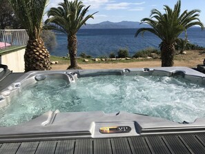 Idromassaggio all'aperto