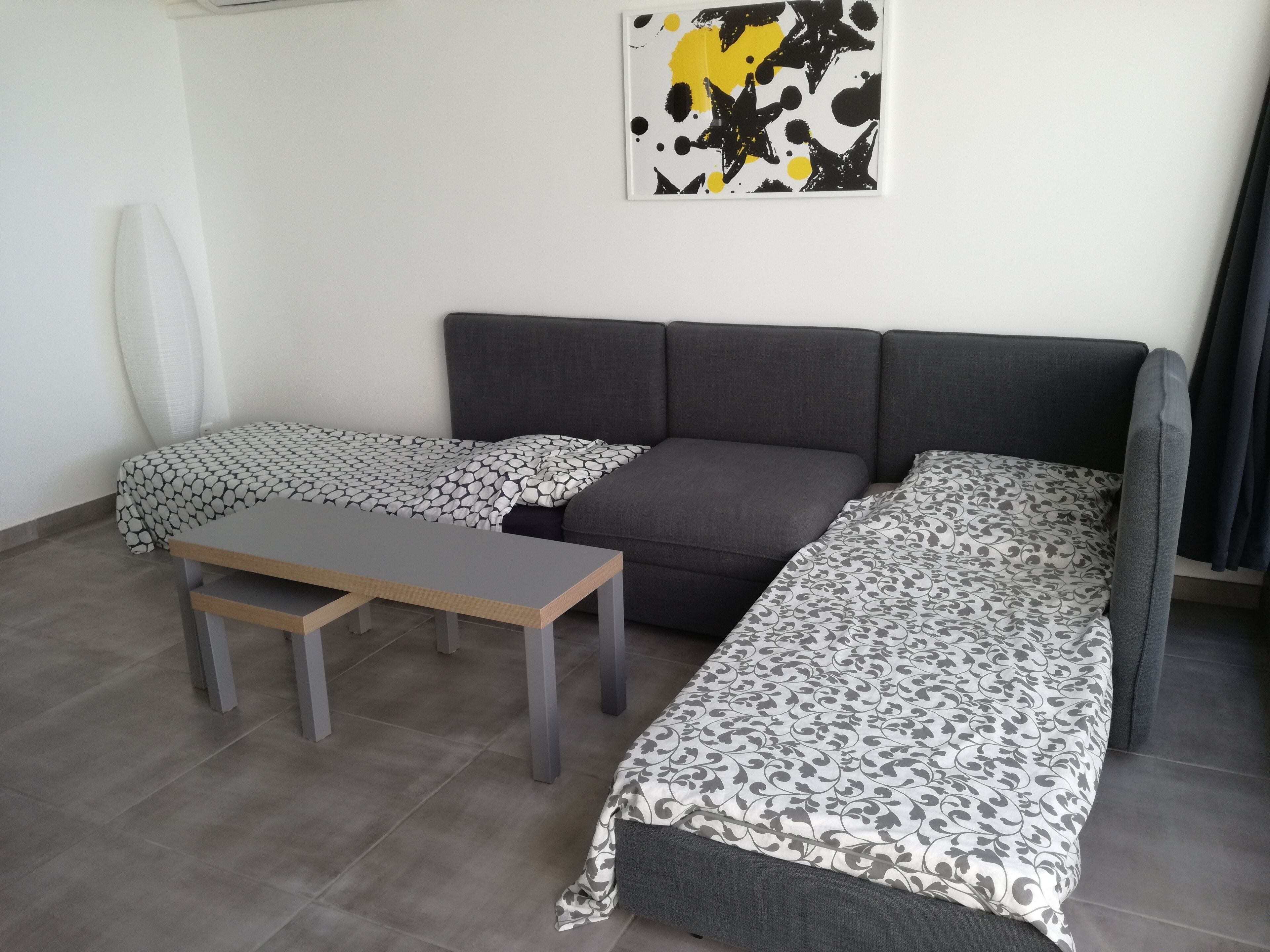 rental T2 Bandol swimming pool panoramic view Free Wifi