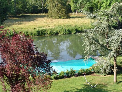 House with pool & tennis access between forest and river near Fontainebleau