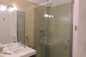 Dusche, Haartrockner