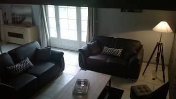 Televisie en een open haard