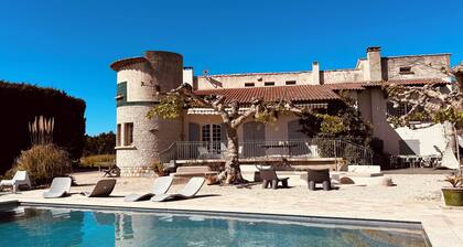 AUTHENTIC FAMILY HOME for a successful vacation in a peaceful setting