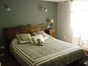 2 bedrooms, soundproofing, iron/ironing board, WiFi - charming cottage in Provencal farmhouse with pool and SPA (Méthamis)