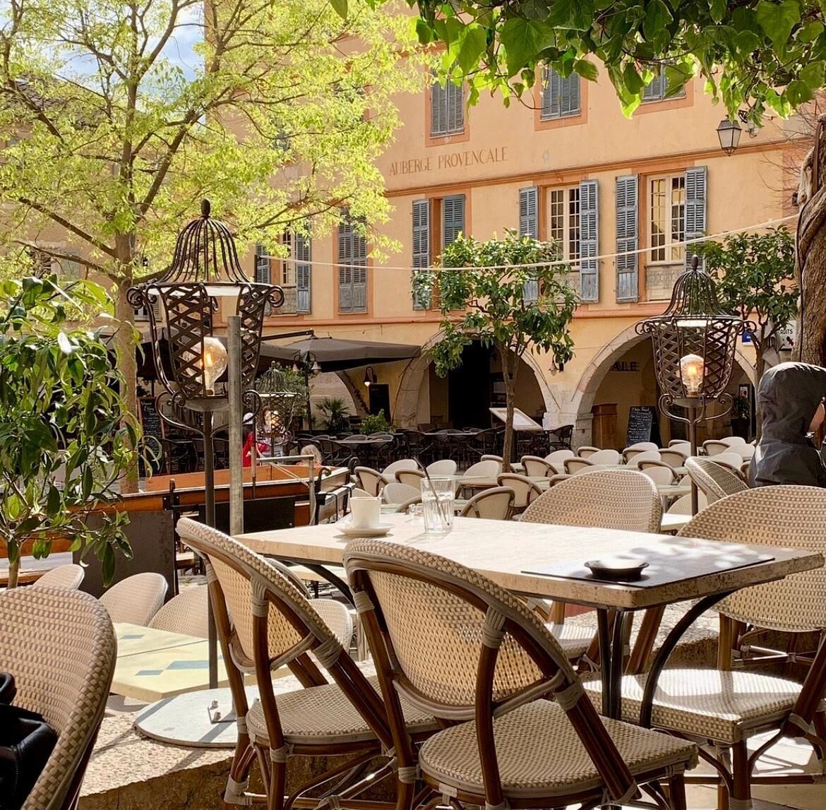 Restauration en plein air