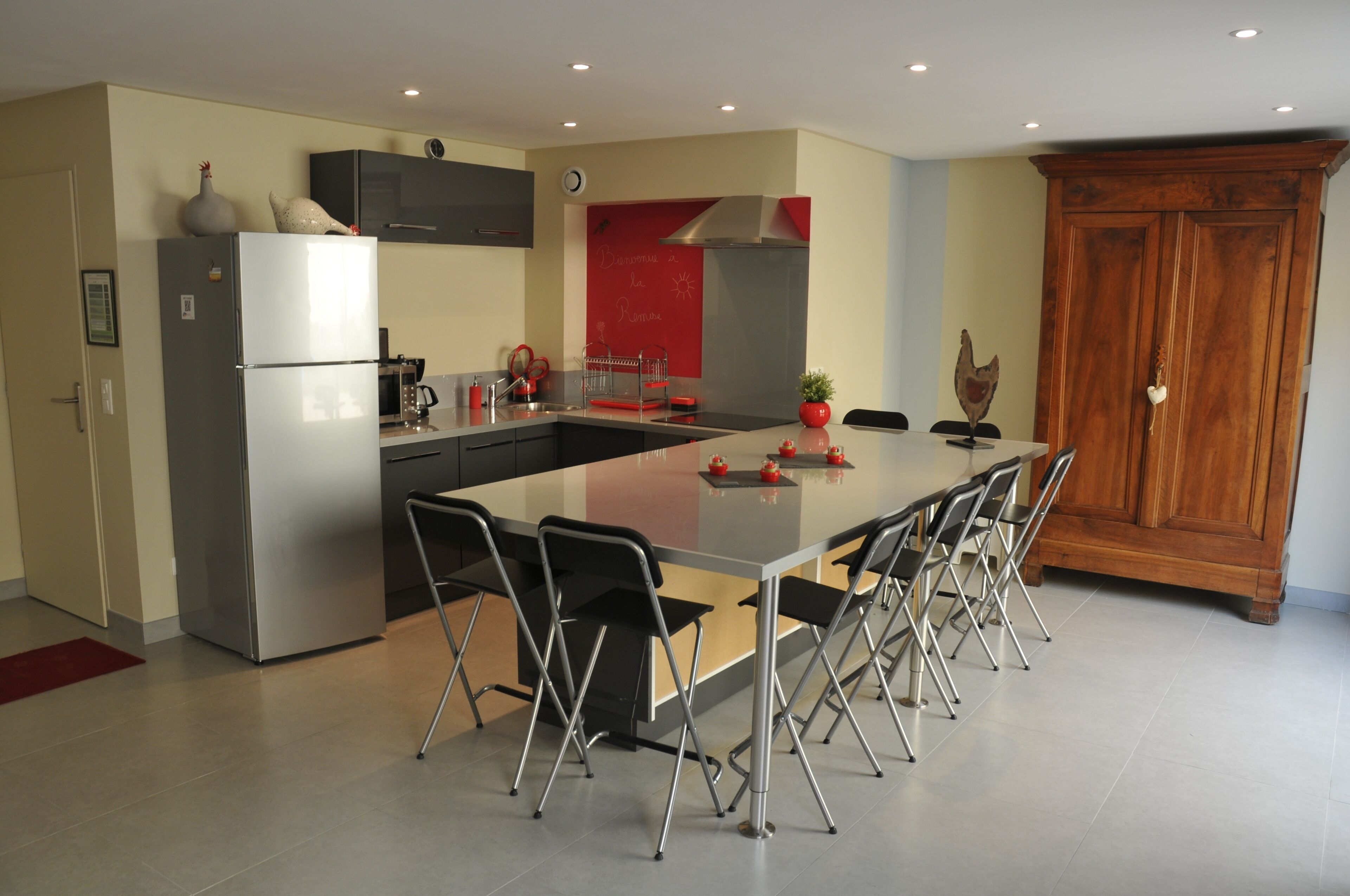 'SURRENDER' THIS BEAUTIFUL COSY BED & LIGHT WILL SPELL