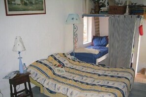 4 slaapkamers, een strijkplank/strijkijzer