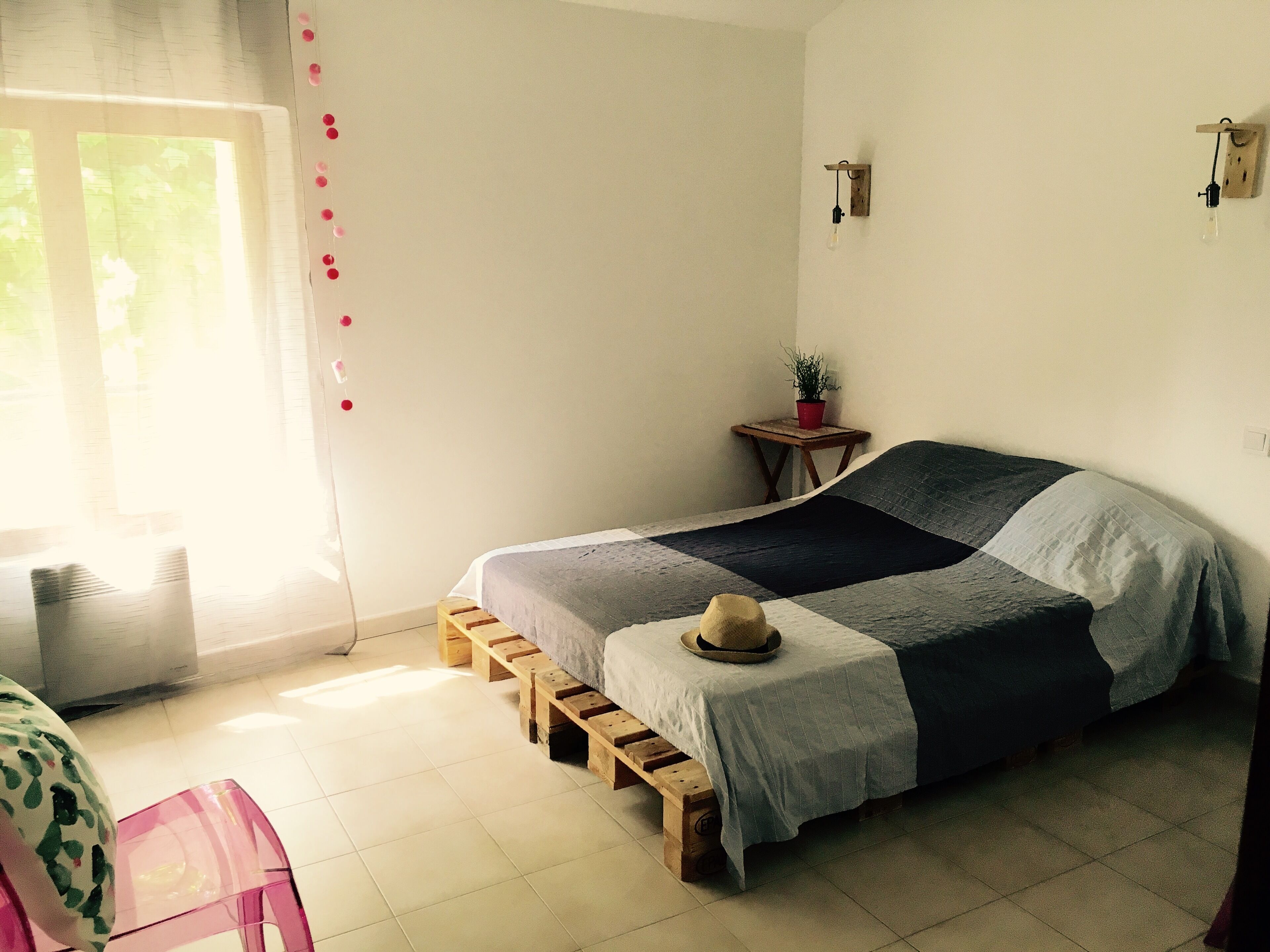 Cottage of two plane trees between Alpilles and Luberon