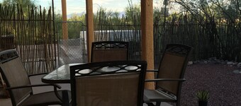 Peaceful Quiet Home In The Desert