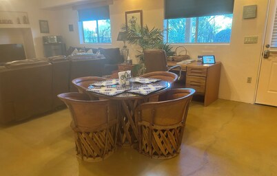 Peaceful Quiet Home In The Desert