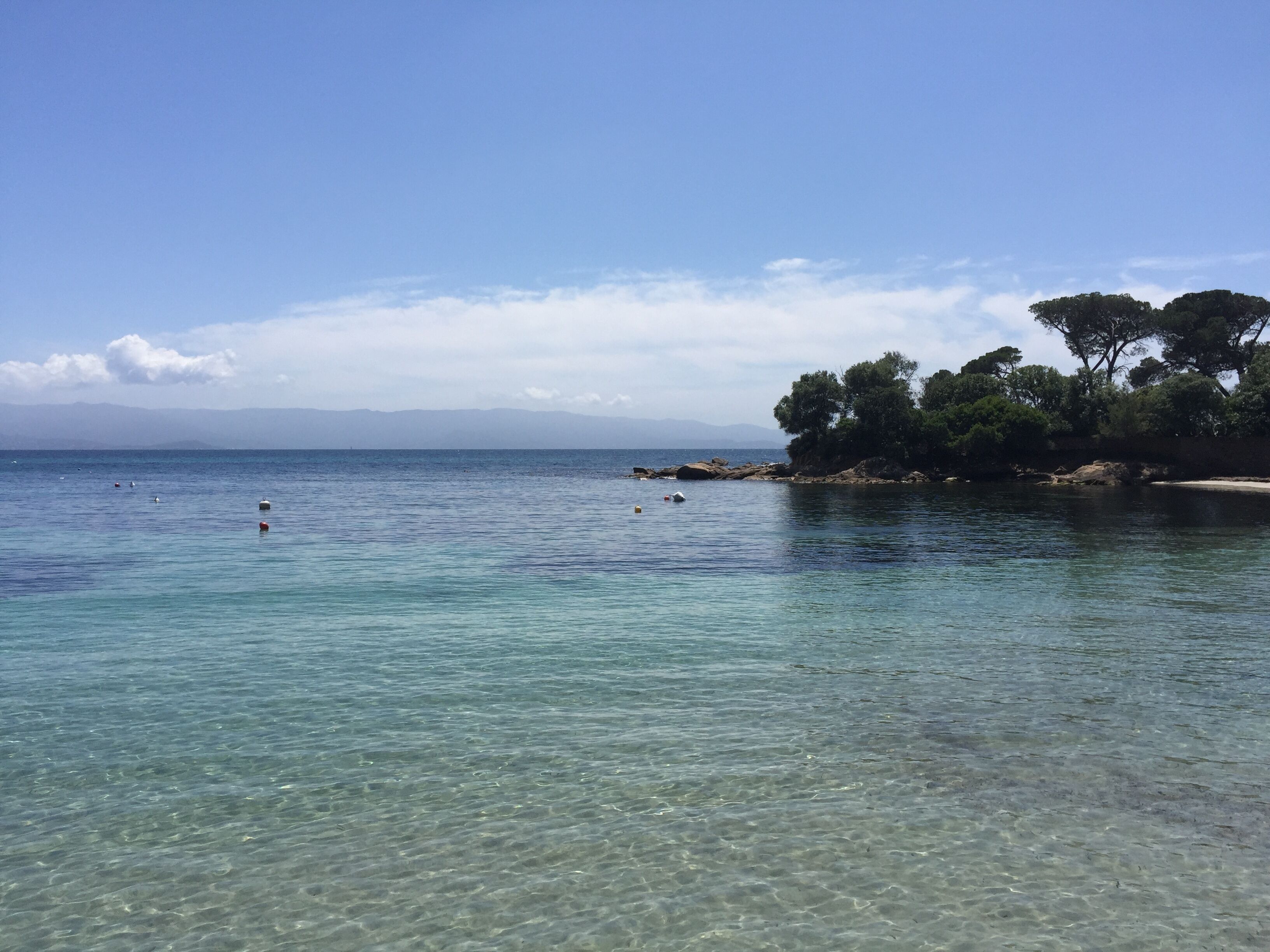 Plage à proximité, chaise longue