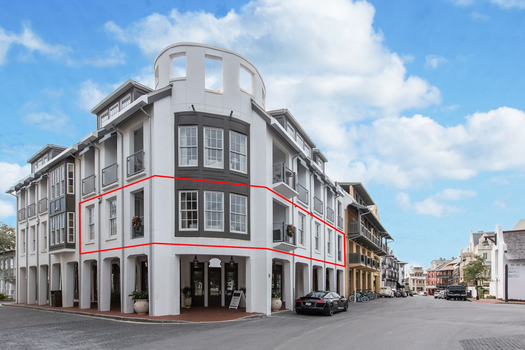 Coral at the Savannah - 2 BEDROOM ABOVE THE SUGAR SHACK!  TOWN CENTER VIEWS