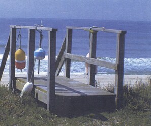 Nära stranden, solstolar och strandhanddukar