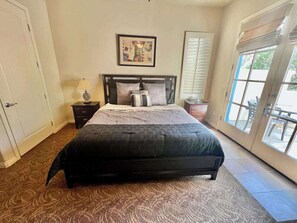3 bedrooms, desk, iron/ironing board, WiFi