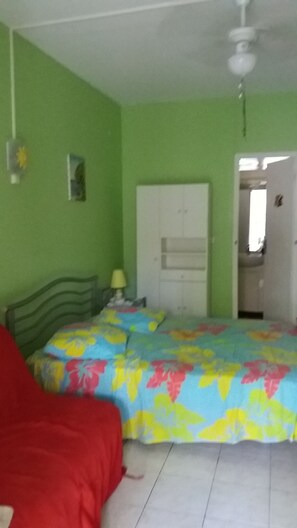 1 chambre, draps fournis