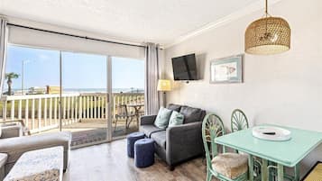 Smart TV, DVD player