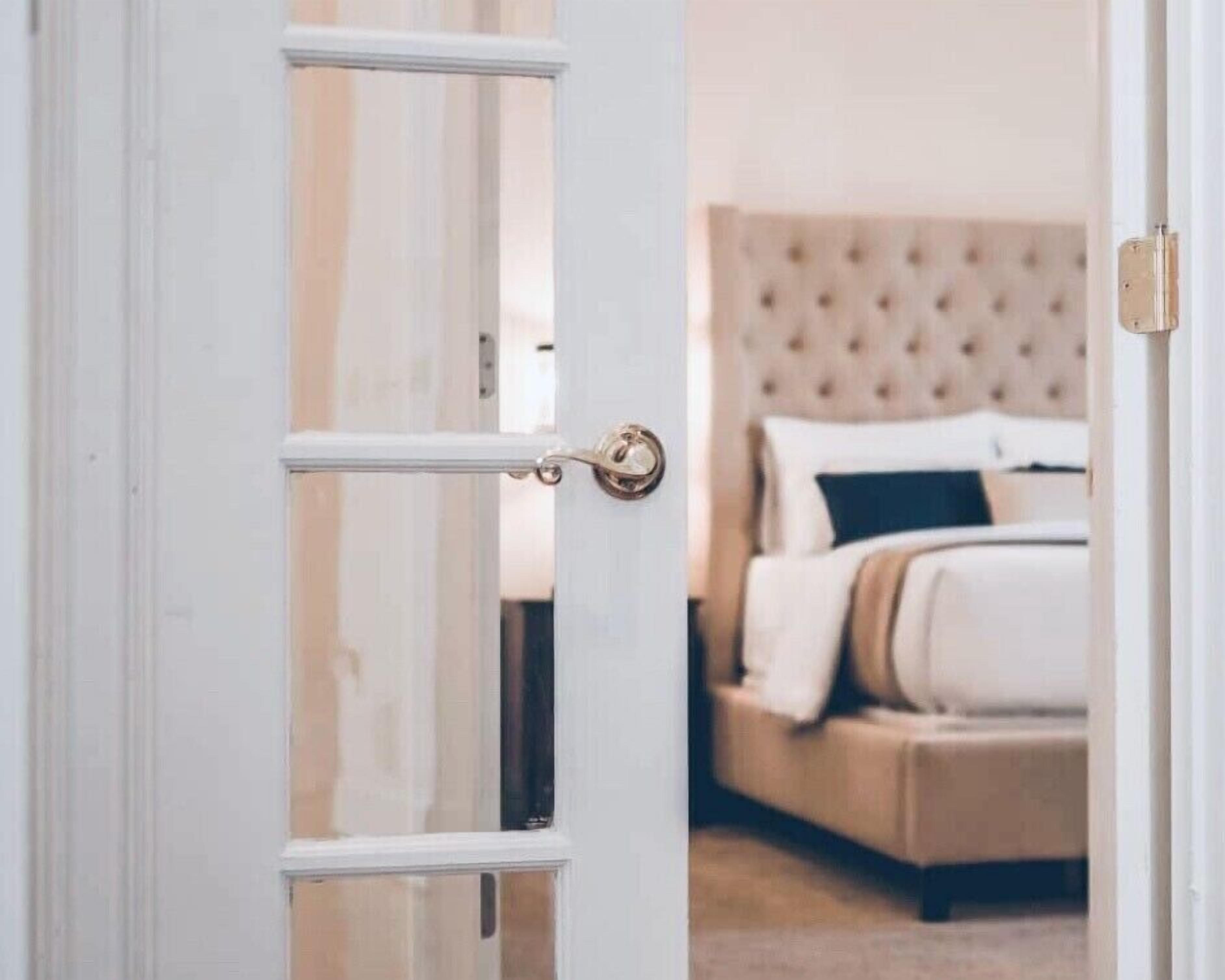 The Rose Fortune Manor