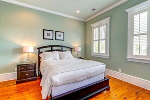 5 Schlafzimmer, Bügeleisen/Bügelbrett, Internetzugang